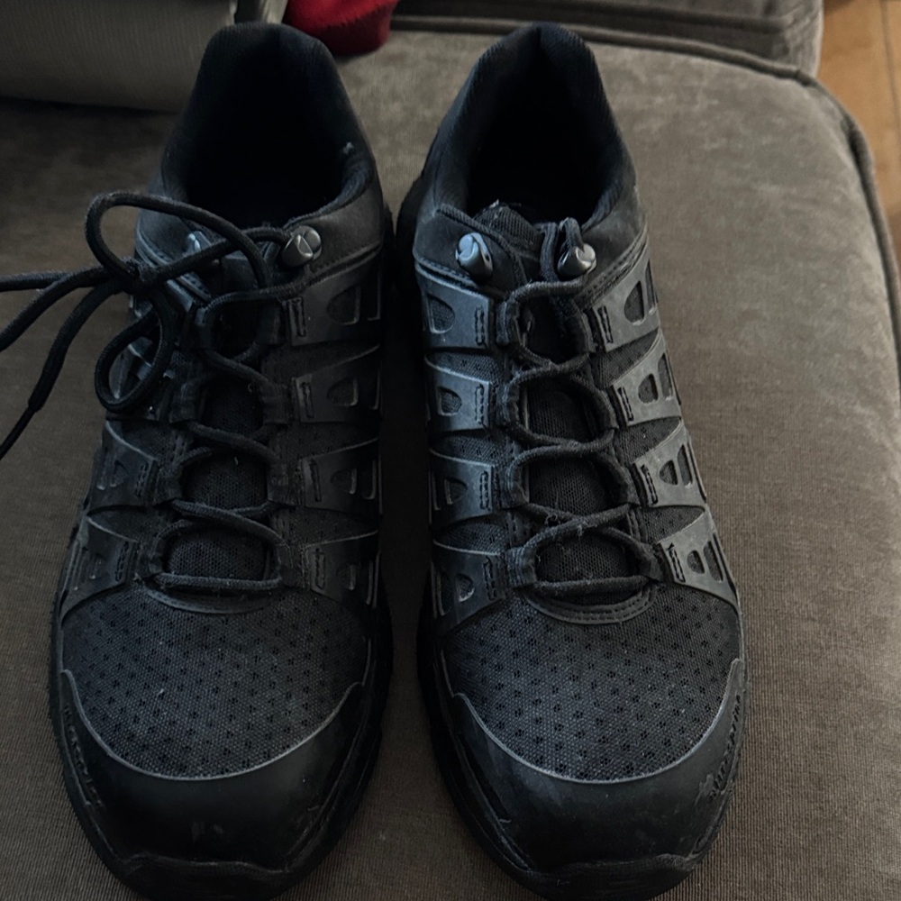 Wolverine Men's Black Low-Top Lace-Up steel toe Sneakers